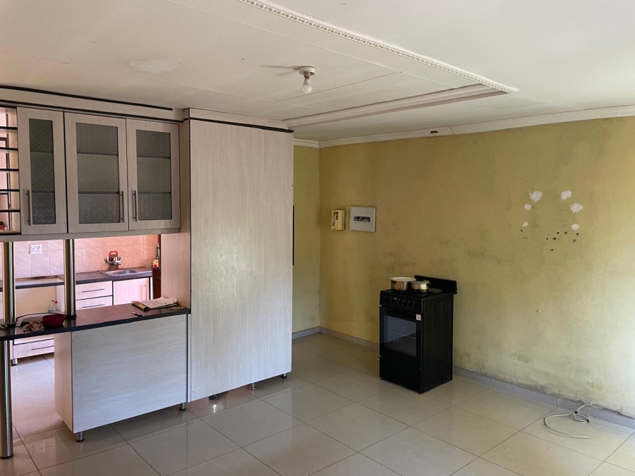 3 Bedroom Property for Sale in Mabopane Unit X North West